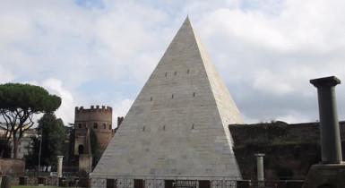 Piramide Cestio